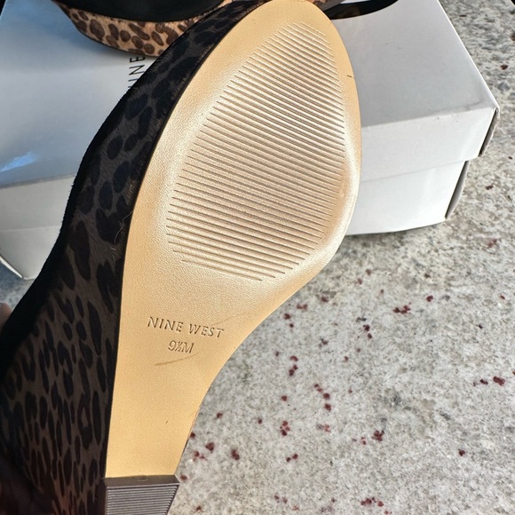 Women’s 9 West wedge heels. Black upper and animal print heel. New in box. - Picture 4 of 4